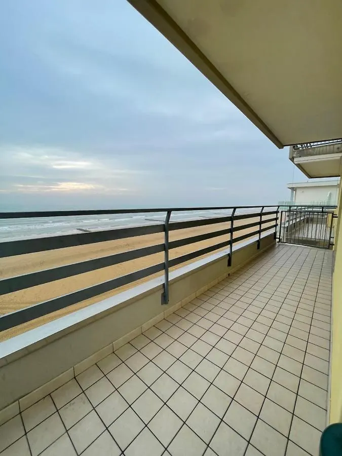 CONDOMINIO CANSIGLIO- Walterigato Apartments- Solo per Famiglie Lido di Jesolo