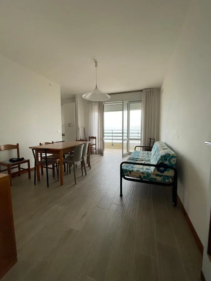 Appartamento CONDOMINIO CANSIGLIO- Walterigato Apartments- Solo per Famiglie Lido di Jesolo