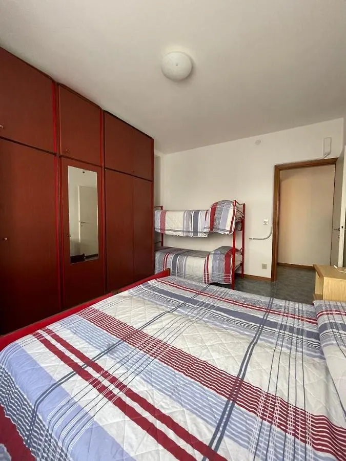 Condominio Cansiglio- Walterigato Apartments- Solo Per Famiglie Lido di Jesolo Apartament